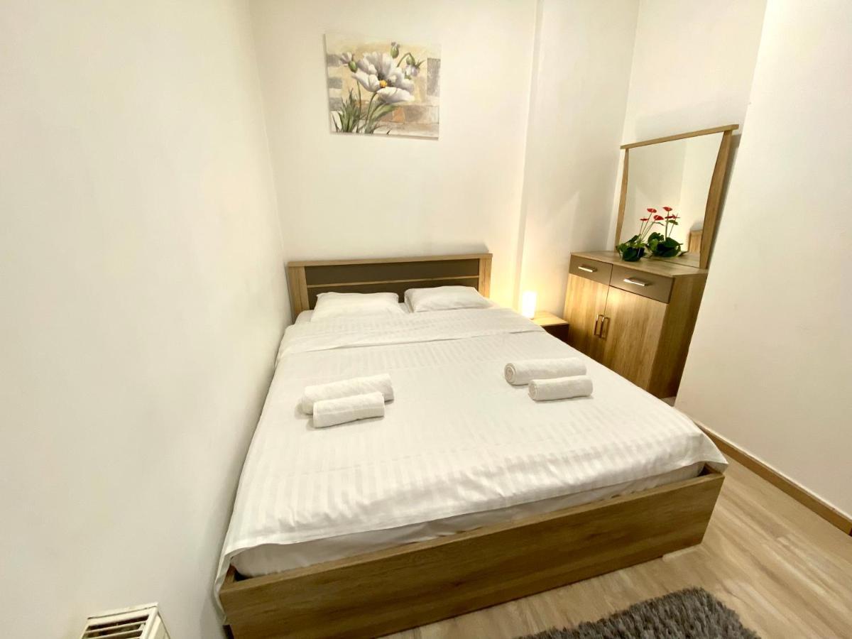 Modern Old Town Central Apartment Bukarest Eksteriør billede