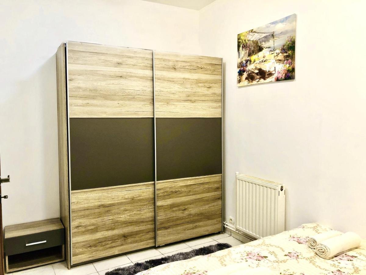 Modern Old Town Central Apartment Bukarest Eksteriør billede